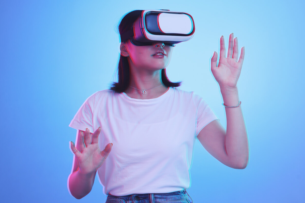 glasses virtual reality and woman in futuristic m dbdvc6m.jpg